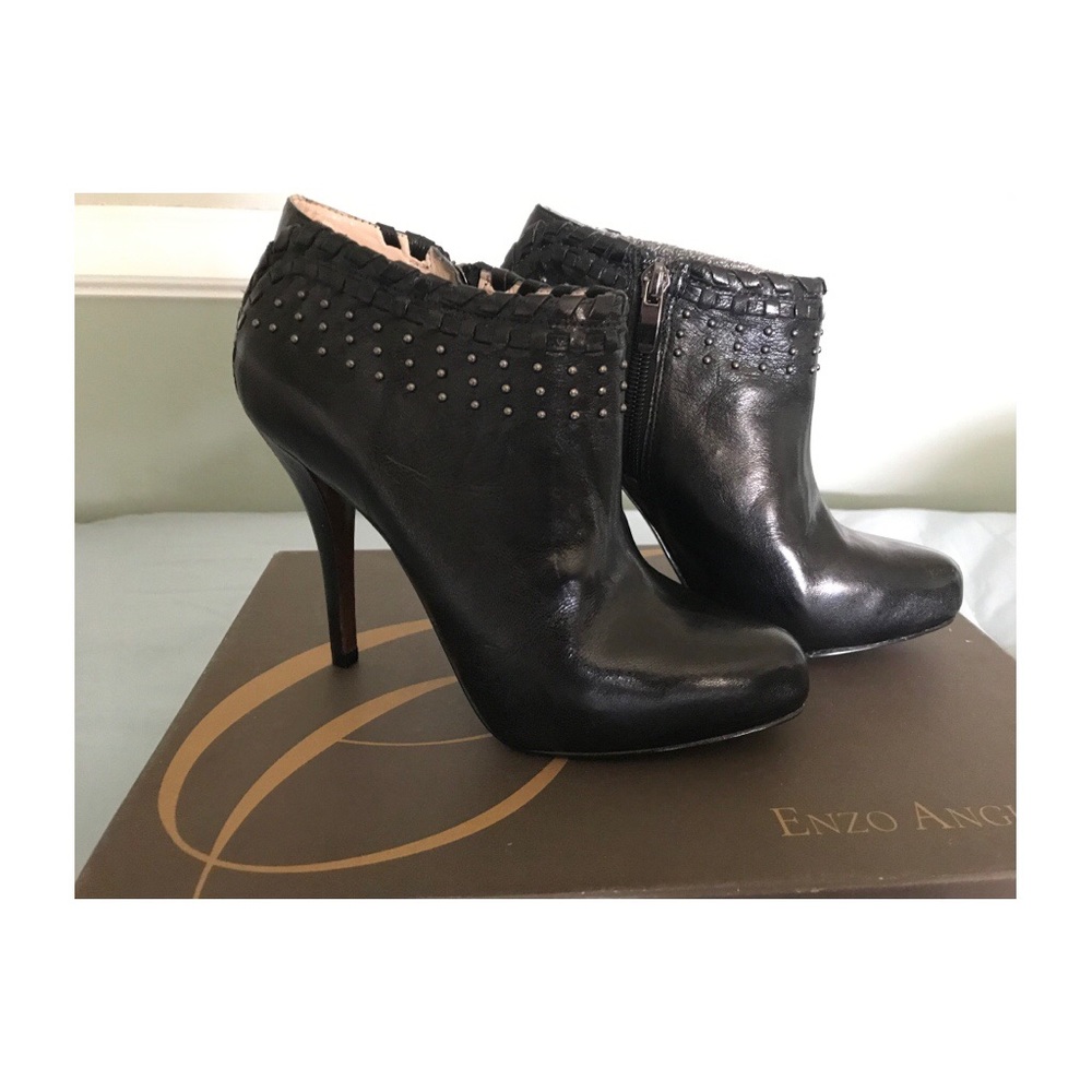 Enzo Angiolini black ankle boots size 5